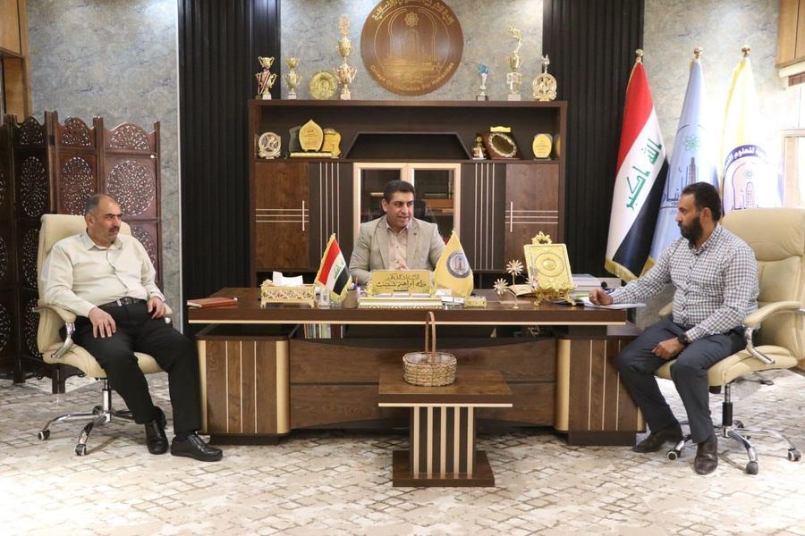 اجتماع السيد عميد الكلية بأعضاء مجلس الكلية 