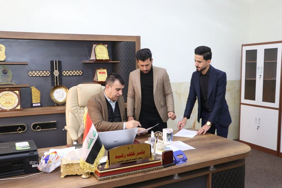 جانب من مراجعة طلبة الدراسات العليا (الماجستير والدكتوراه)