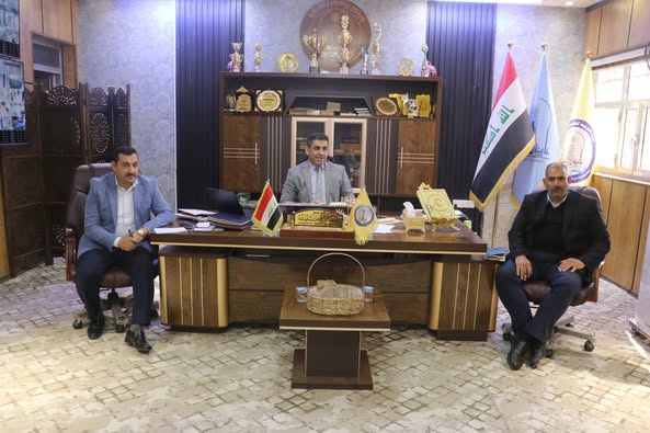 اجتماع السيد عميد الكلية بأعضاء مجلس الكلية لمناقشة الاستعداد الأمثل للامتحانات النهائية للفصل الدراسي الأول للعام الدراسي2024_ 2025.