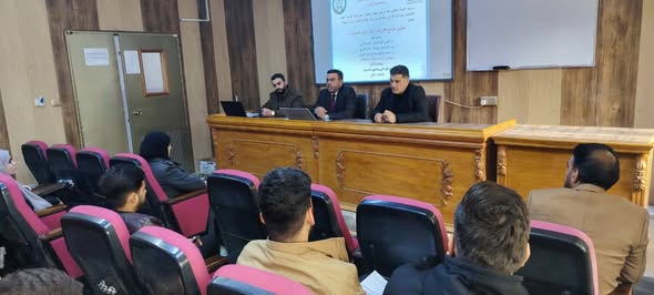 قسم التاريخ يعقد دورة تدريبية حول تطوير المناهج