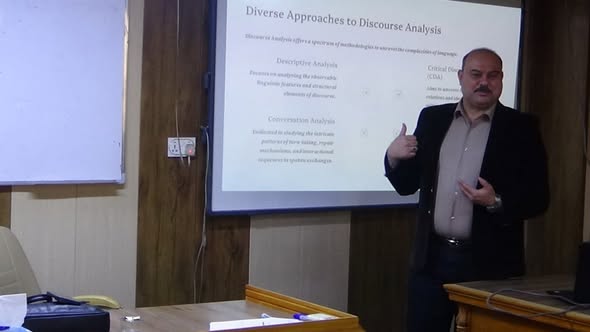 التحول الرقمي يواكب انطلاق محاضرات الدراسات العليا( الكورس الثاني) في كلية التربية للعلوم الإنسانية .