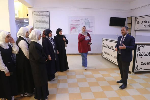زيارة فاعلة لثانوية البشير للبنات إلى قسم اللغة الانجليزية
