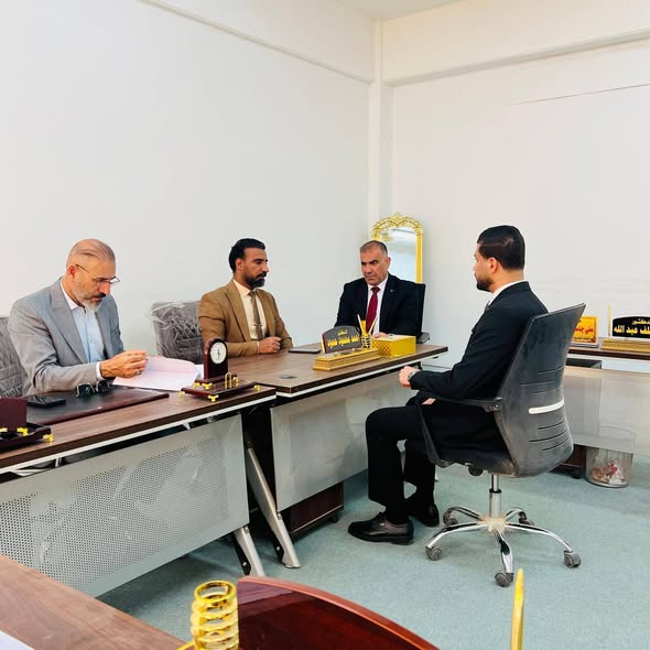 قسم التاريخ يناقش بحوث التخرج