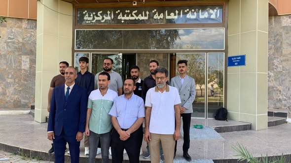 قسم اللغة العربية ينظم زيارة علمية لطلبة الدراسات المسائية إلى المكتبة المركزية 