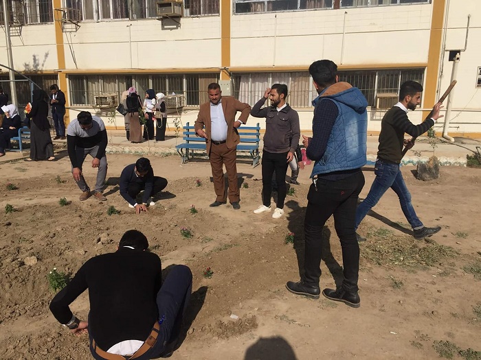 حملة تطوعية من قبل طلبة قسم التاريخ